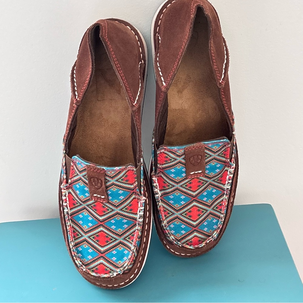 Ariat Cruiser Saddle Tan Suade Geometric Neutral Boho Slip On Shoes Size 9.5B - Picture 4 of 16